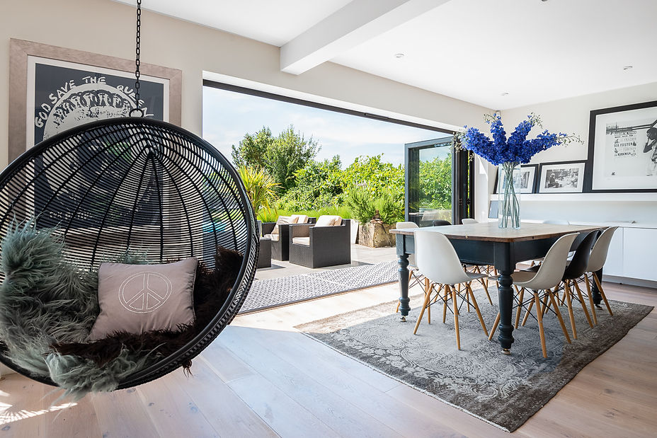 Dining area to garden